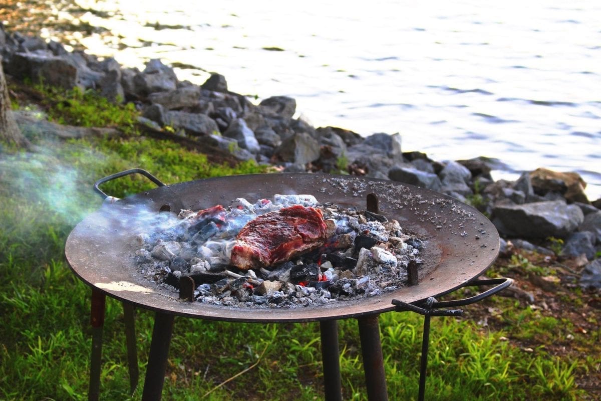 dirty steak on coals