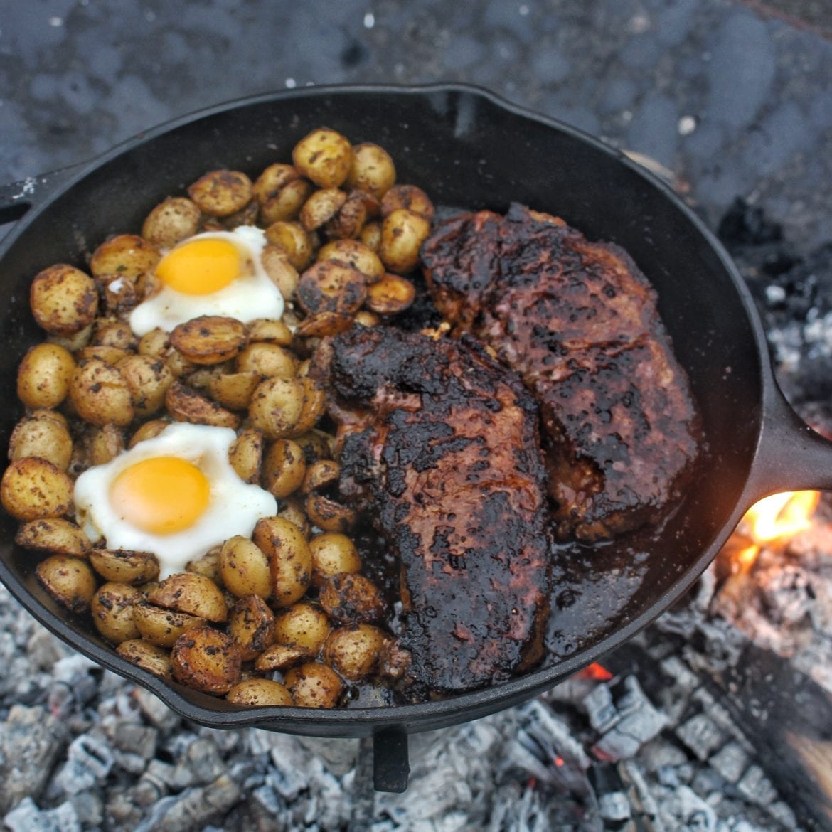 chipotle garlic coffee rub steak skillet over the fire