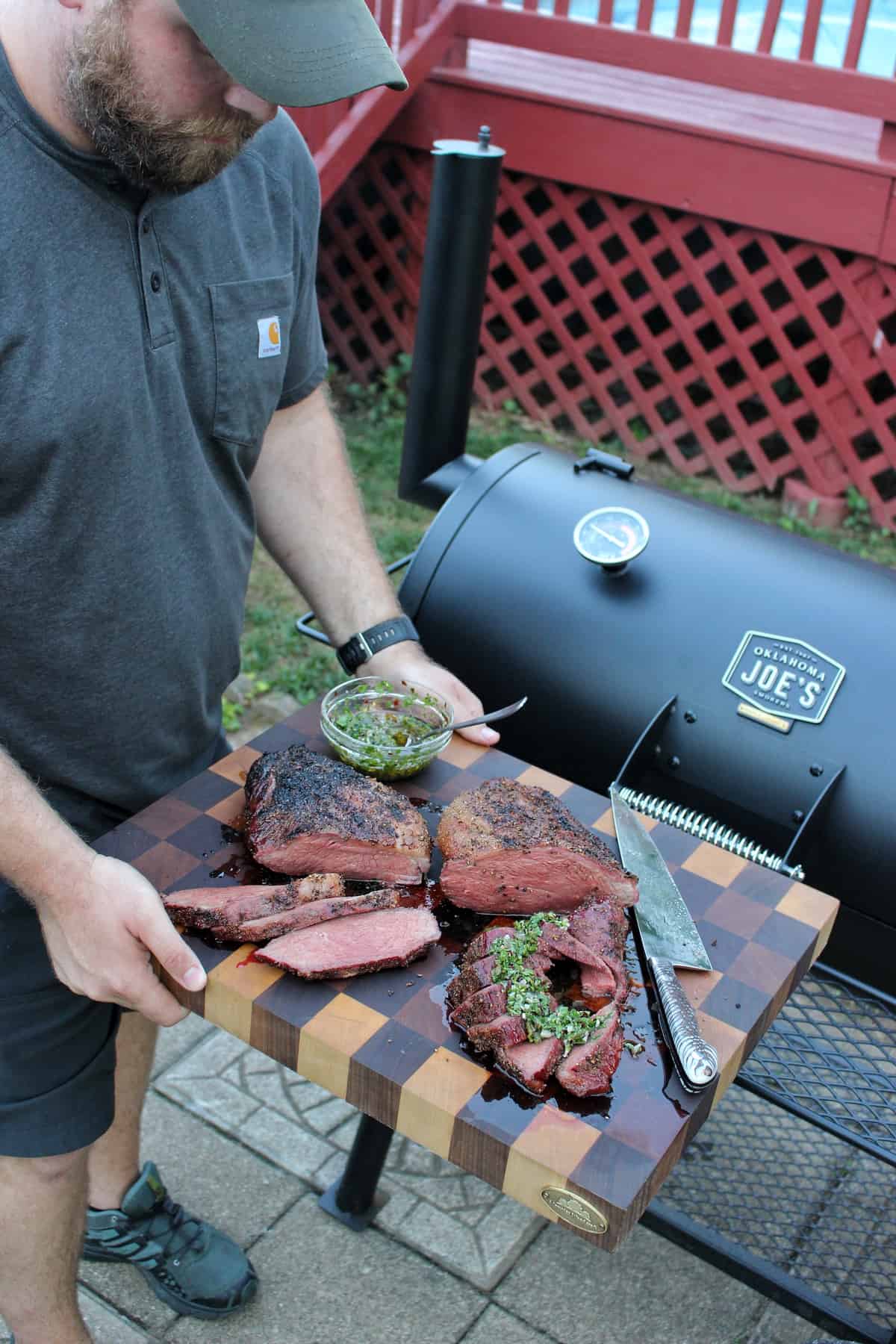 The final meal is sliced and also topped with garnishes. 