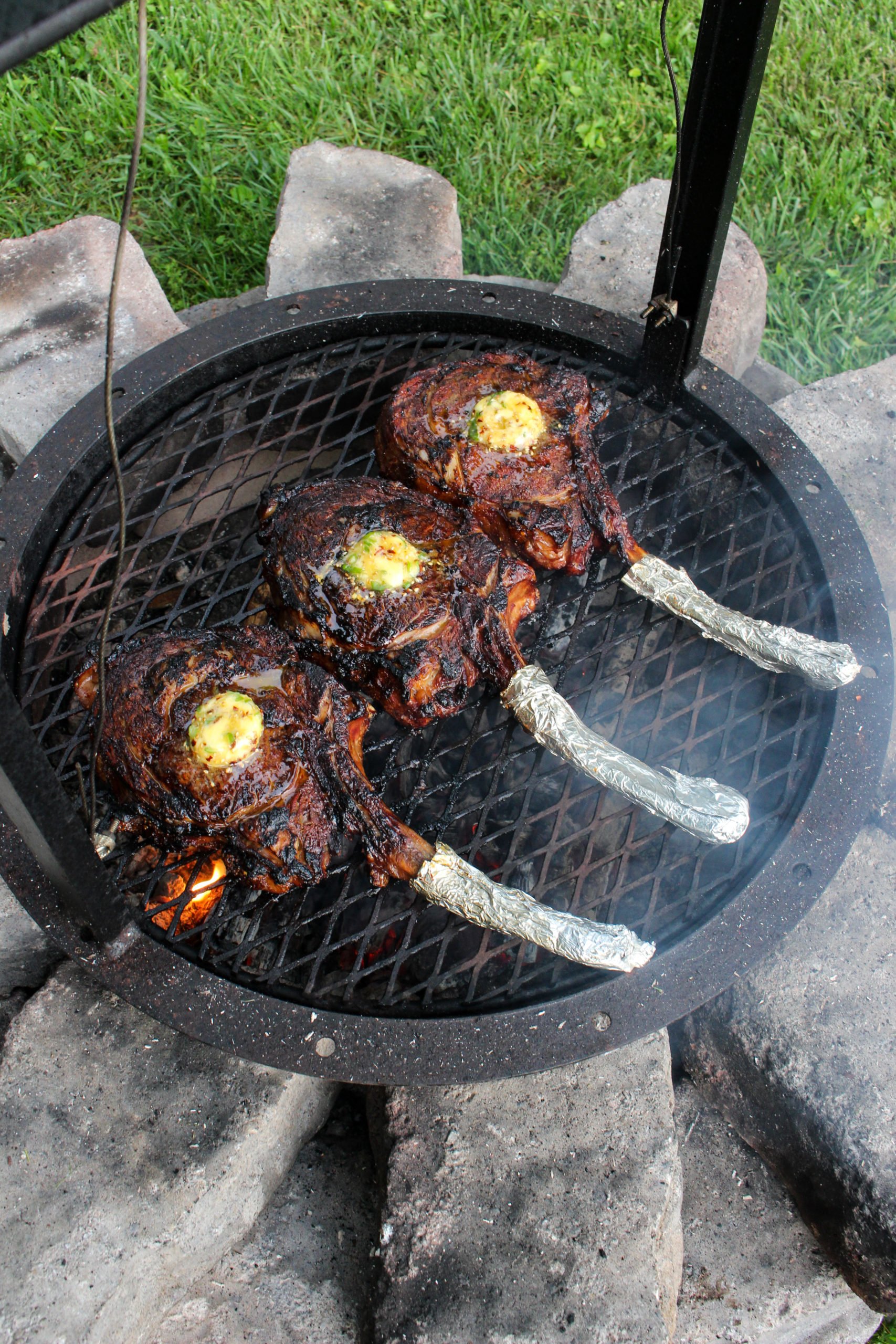 Maui Wowee Grilled Ribeyes