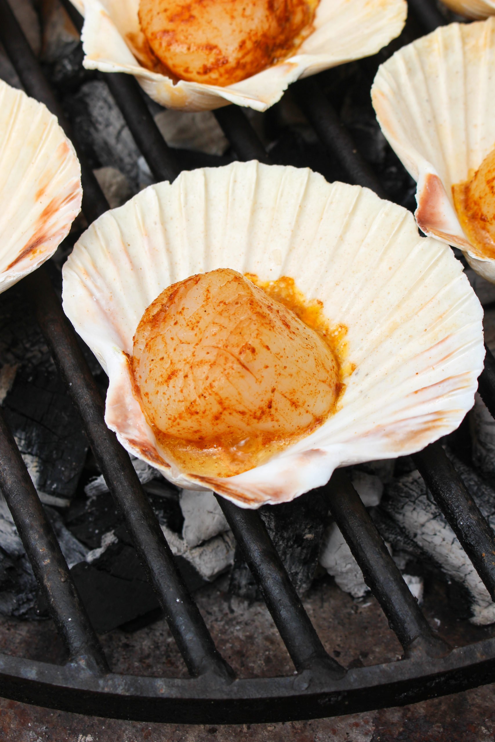 Cast Iron Scallop Grill And Serving Pan