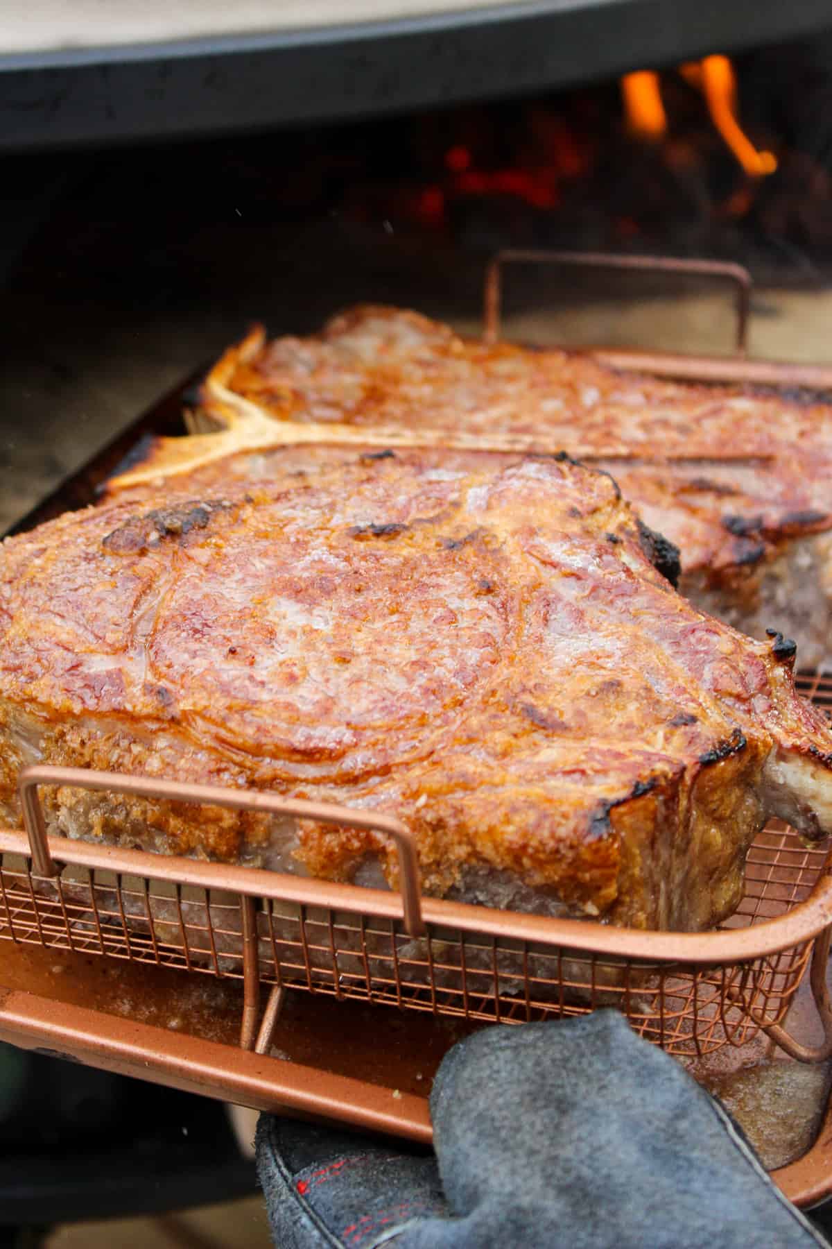 Showing the benefits of brining with the crust on a steak via a dry brine