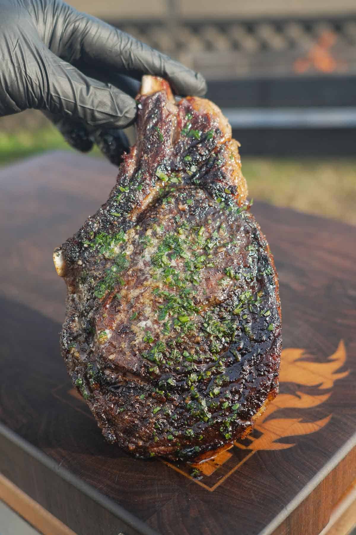 The Outback Steakhouse Ribeye is so simple yet so epic with the best seasonings!