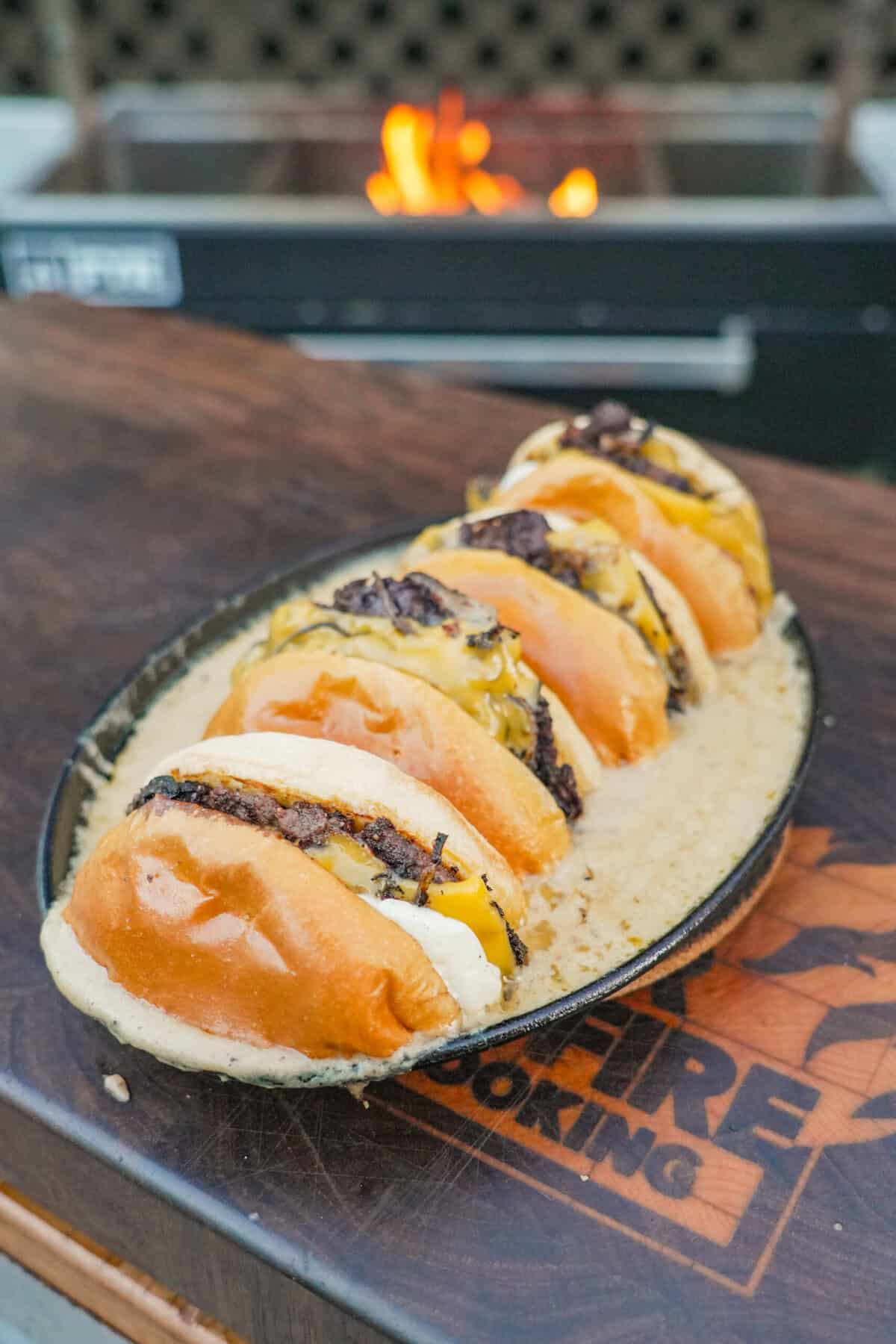 The Cheeseburger Fondue Recipe is comfort food at its best. Beefy, cheesy, instant classic.